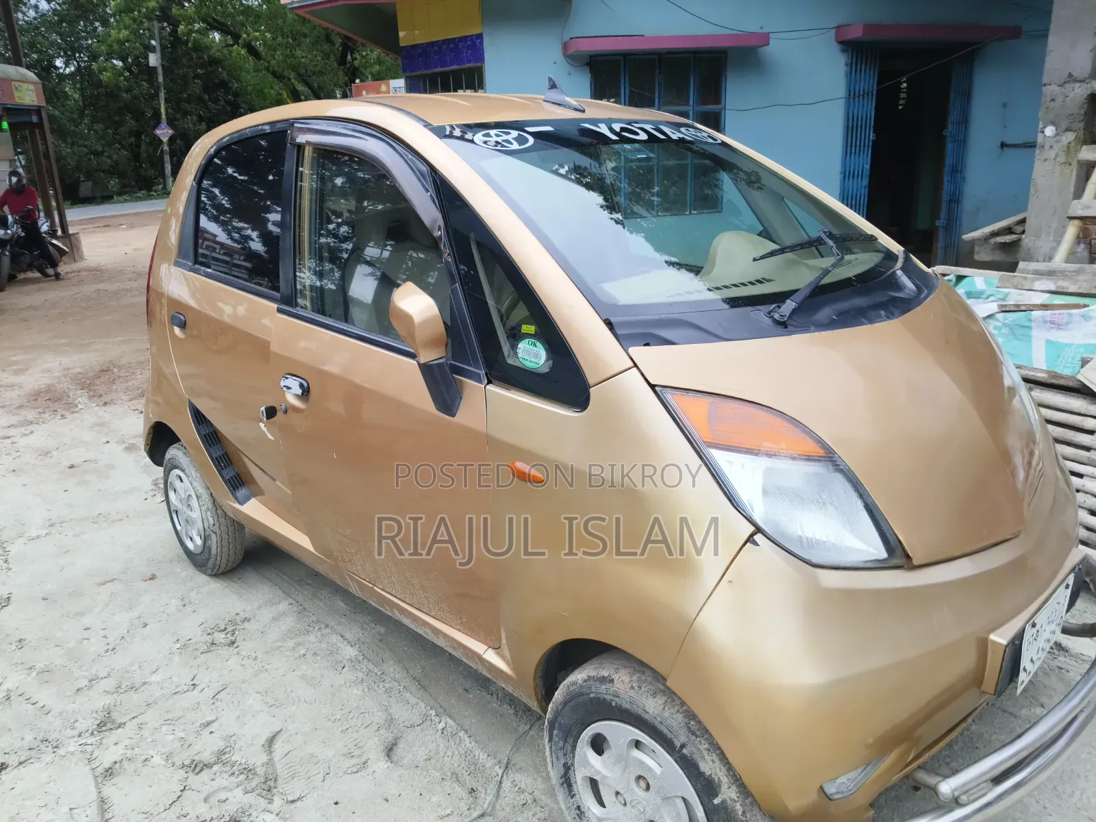 Tata Nano 2015 Gold