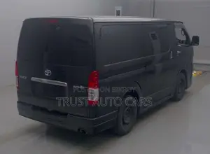 Toyota HiAce 2022 Black