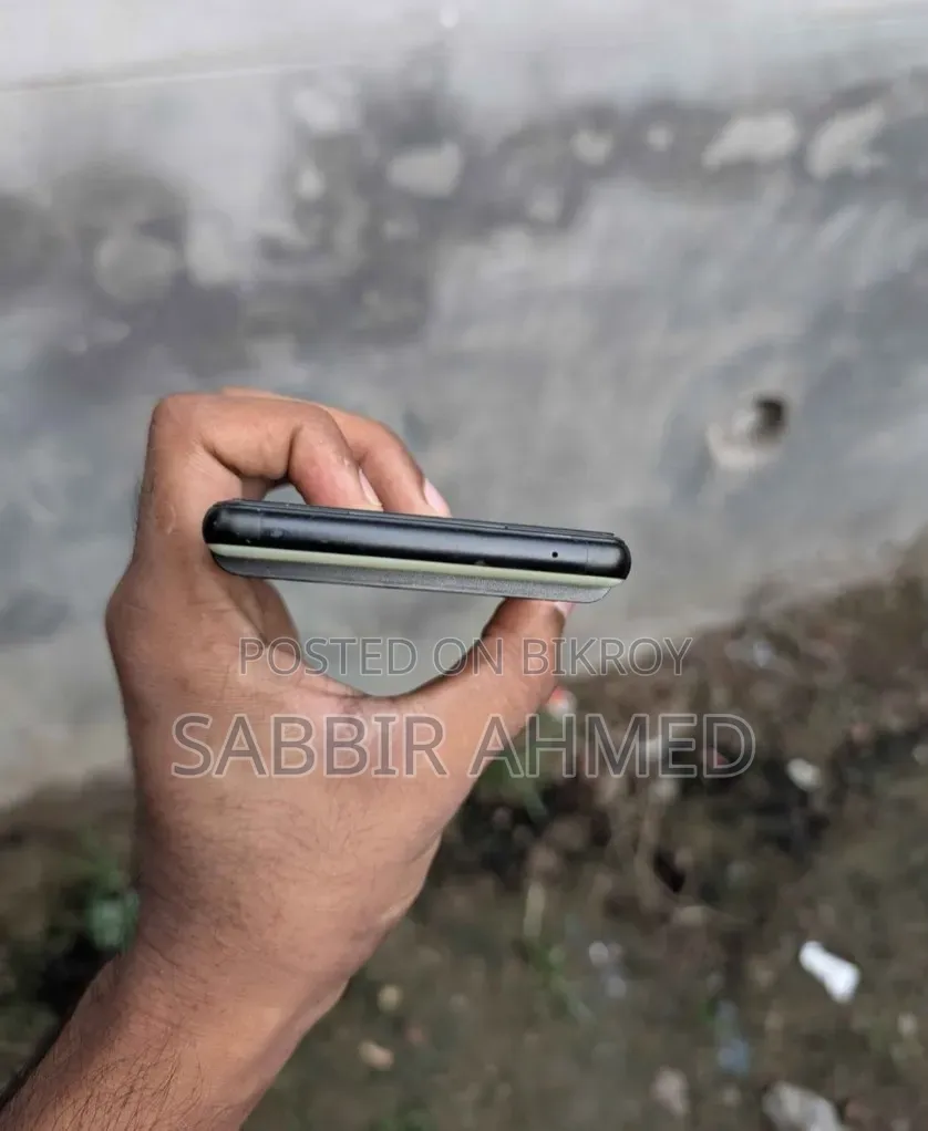 গুগল পিক্সেল ৬ ১২৮ জিবি হোয়াইট