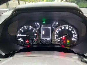 টয়োটা ল্যান্ড ক্রুজার প্রাডো ২০২২ কালো