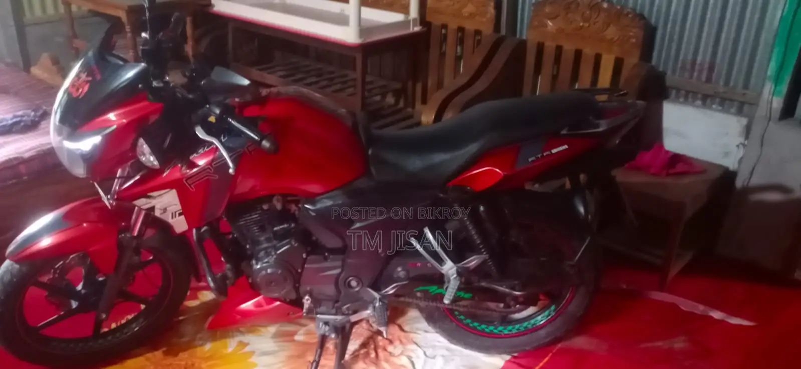 TVS Apache RTR 160 2V 2017 Red