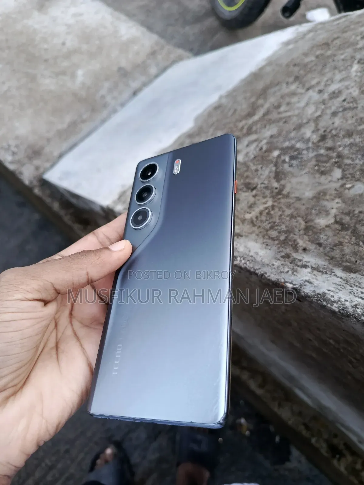 টেকনো ক্যামন ৪০ প্রো ৫জি ২৫৬ জিবি ব্ল্যাক