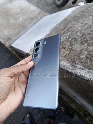টেকনো ক্যামন ৪০ প্রো ৫জি ২৫৬ জিবি ব্ল্যাক