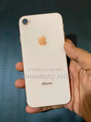 Apple iPhone SE (2020) 128 GB Gold