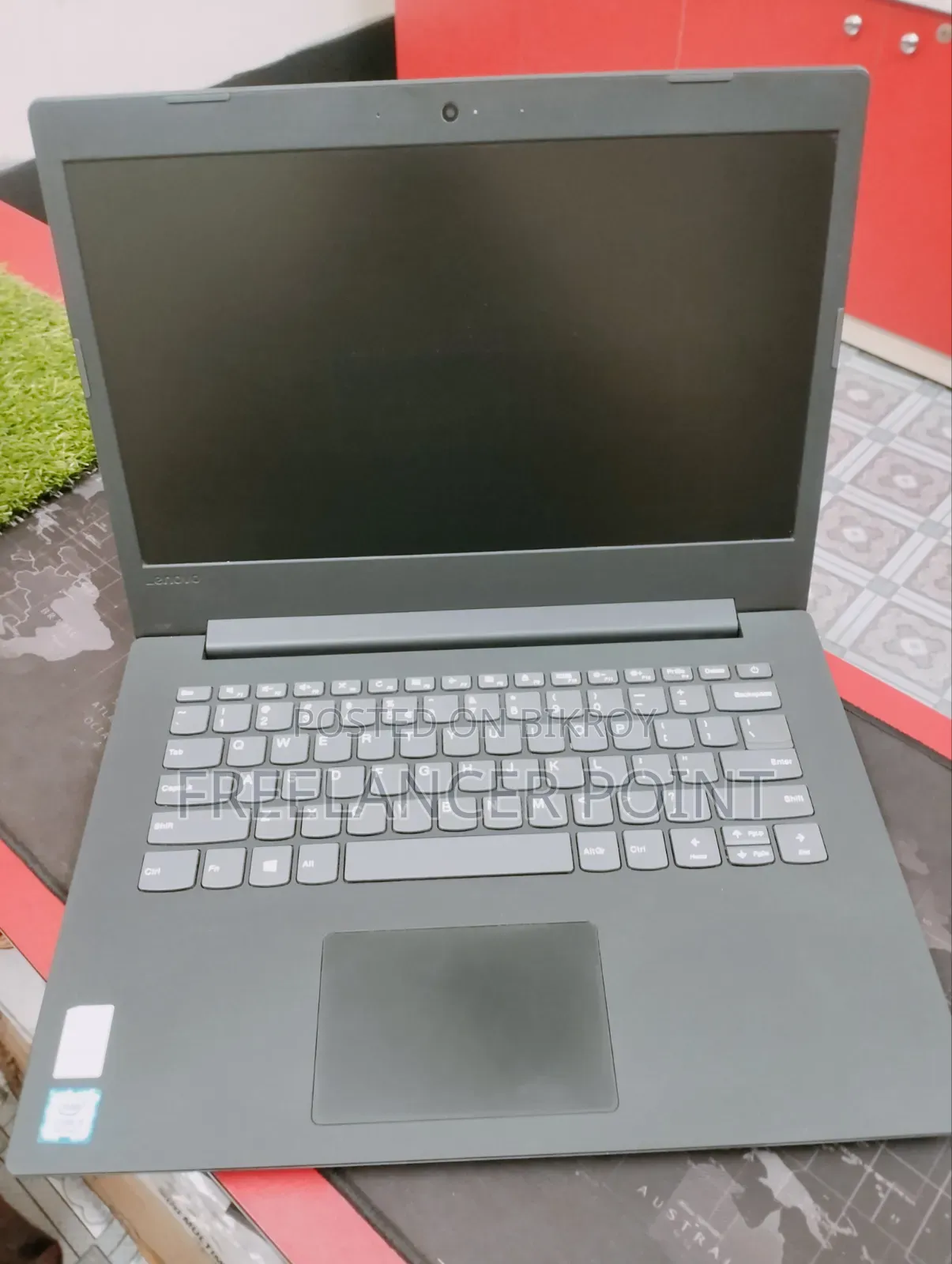 Laptop Lenovo IdeaPad 130 8GB Intel Core I5 HDD+SSD 1T