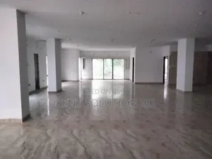 রোকেয়া সরণীতে সম্পূর্ণ বাণিজ্যিক স্পেস