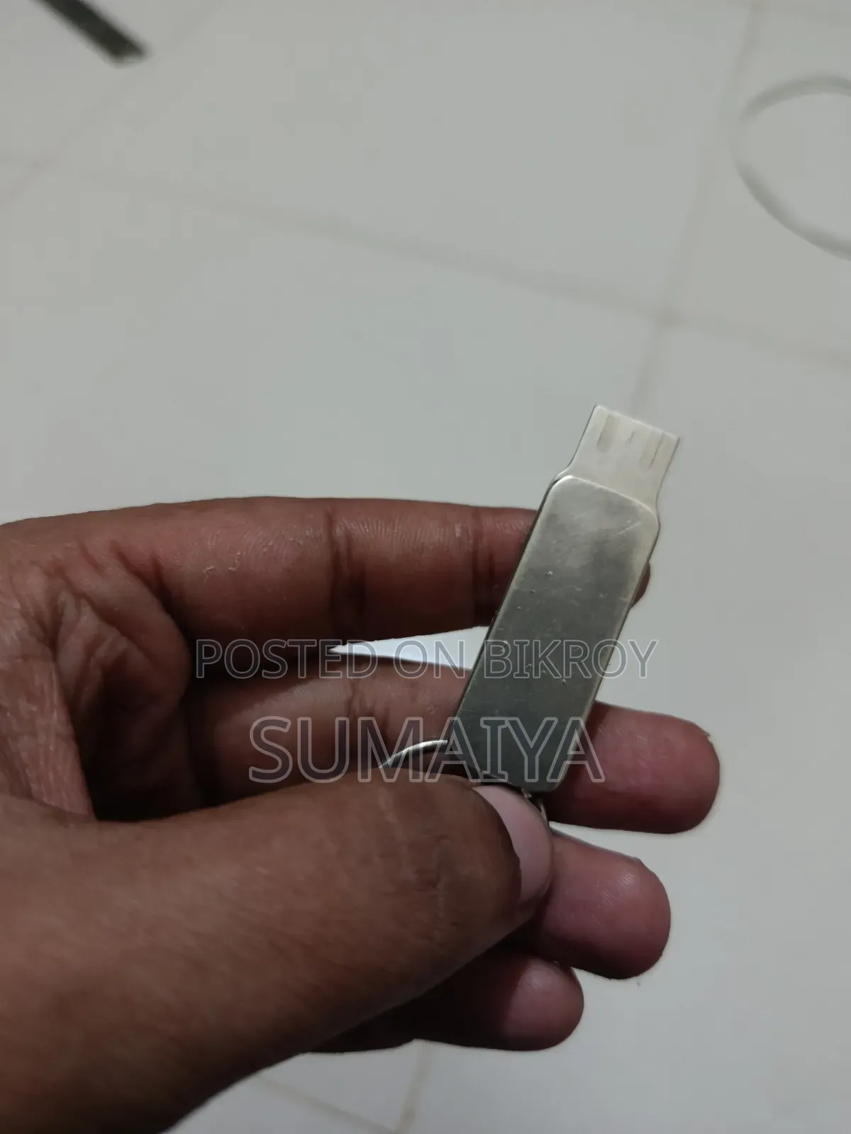 ১৬ জিবি পেনড্রাইভ