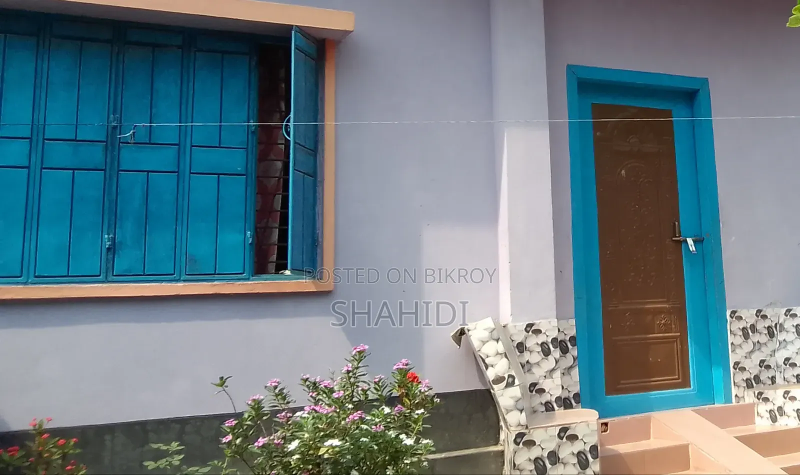 রংপুর সদরে ভাড়া দেওয়ার জন্য আসবাবপত্রযুক্ত ৩ বেডরুমের বাড়ি