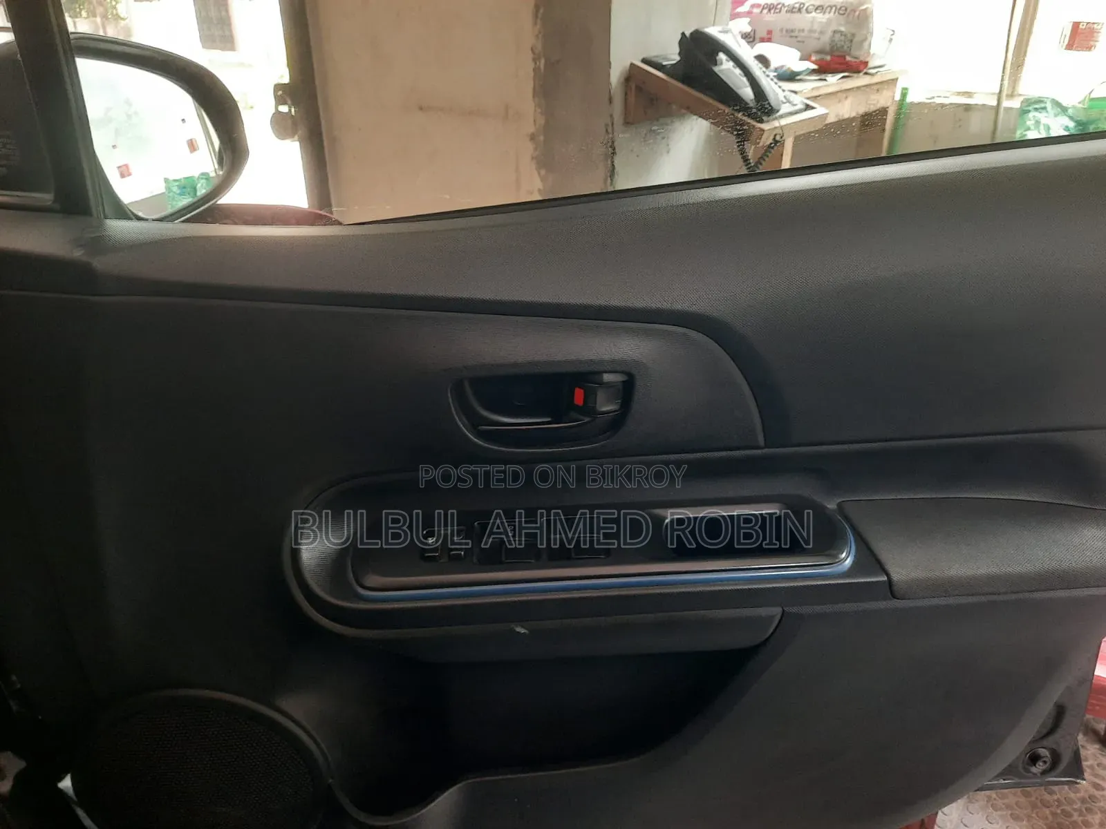 টয়োটা অ্যাকোয়া ২০১৪ ব্ল্যাক
