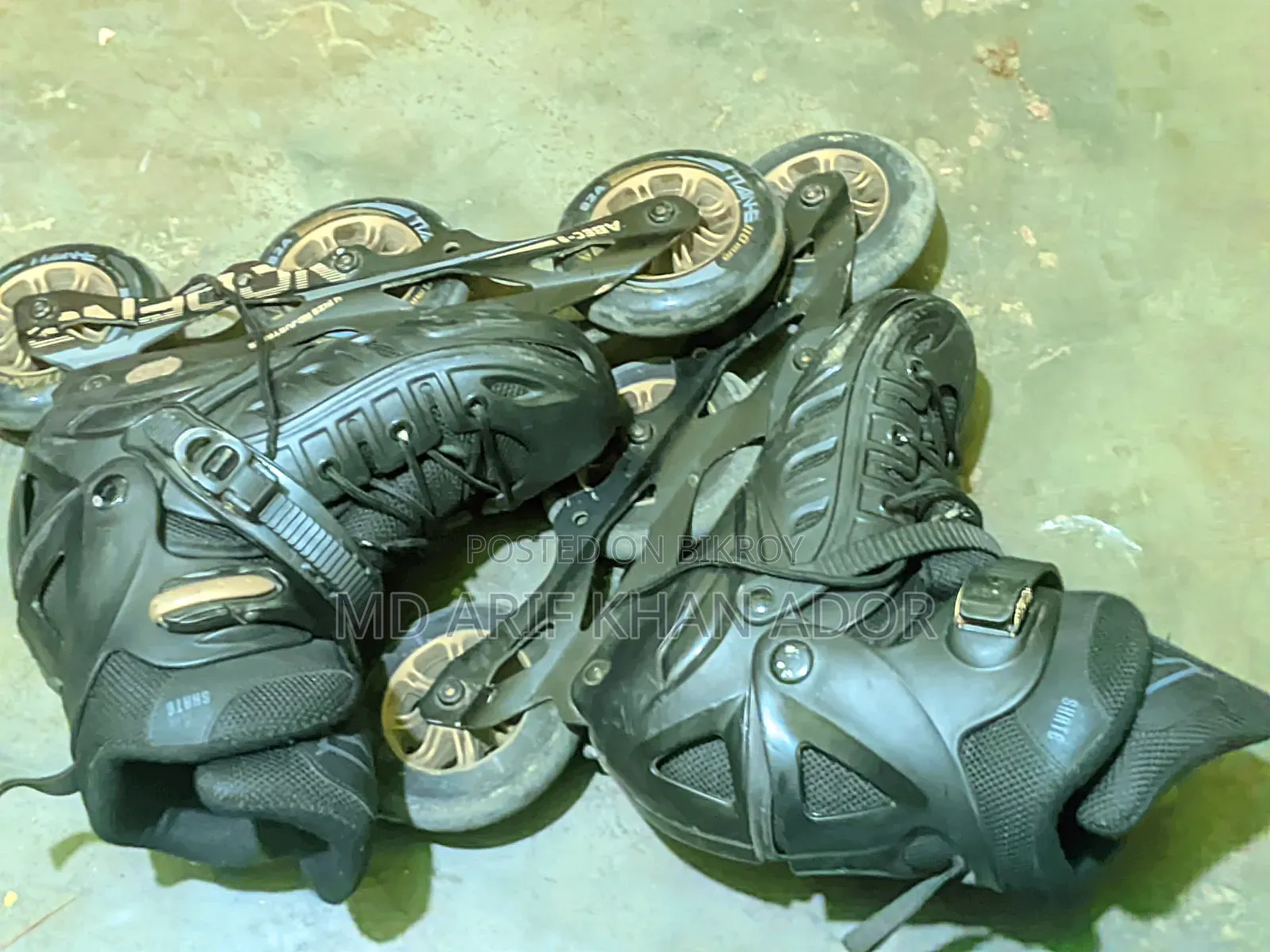 Skating Shoes