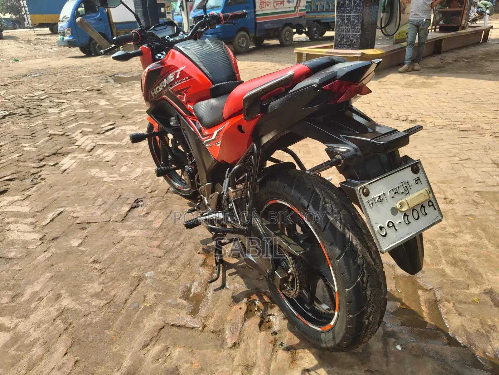 Honda Hornet 2018 Red