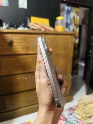 Apple iPhone 15 Pro 128 GB Gray