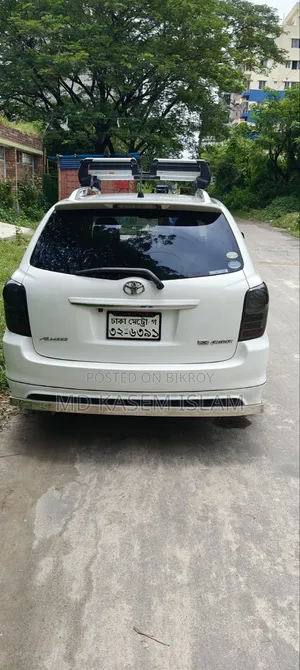 টয়োটা করোলা ফিল্ডার ২০১১ পার্ল