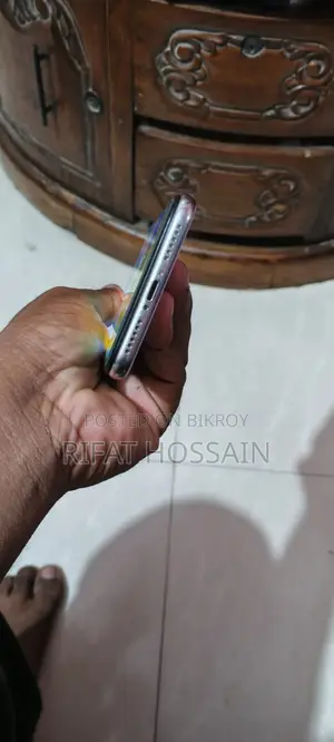 অ্যাপল আইফোন এক্স ২৫৬ জিবি হোয়াইট