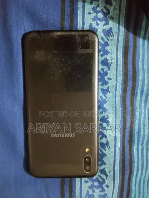 Samsung Galaxy M10 16 GB Black
