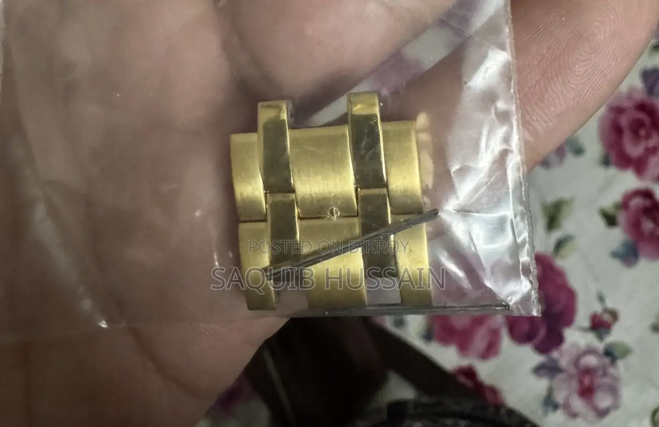 Guess Gw0260g4 Gold Tone (Original)