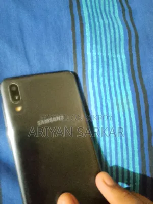 Samsung Galaxy M10 16 GB Black