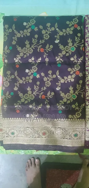 বেনারশি শাড়ী