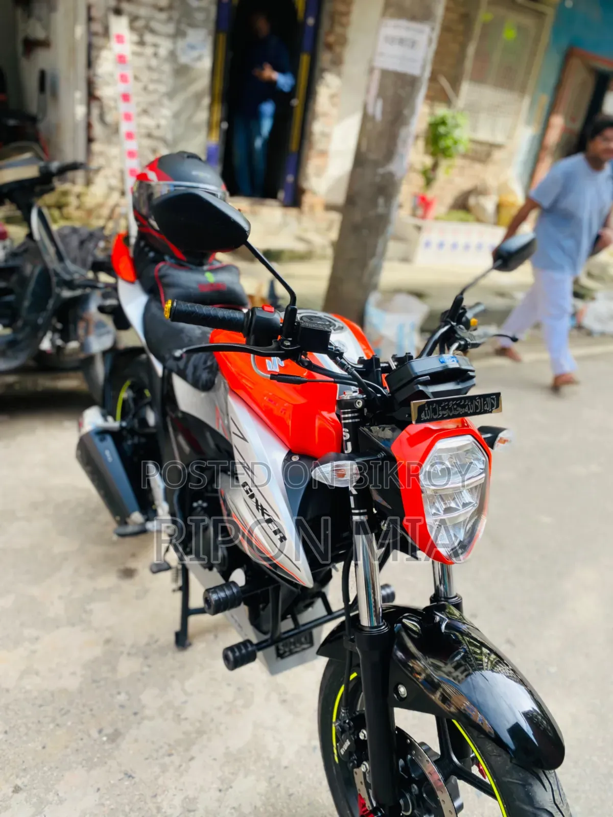 Suzuki Gixxer 2024 Orange