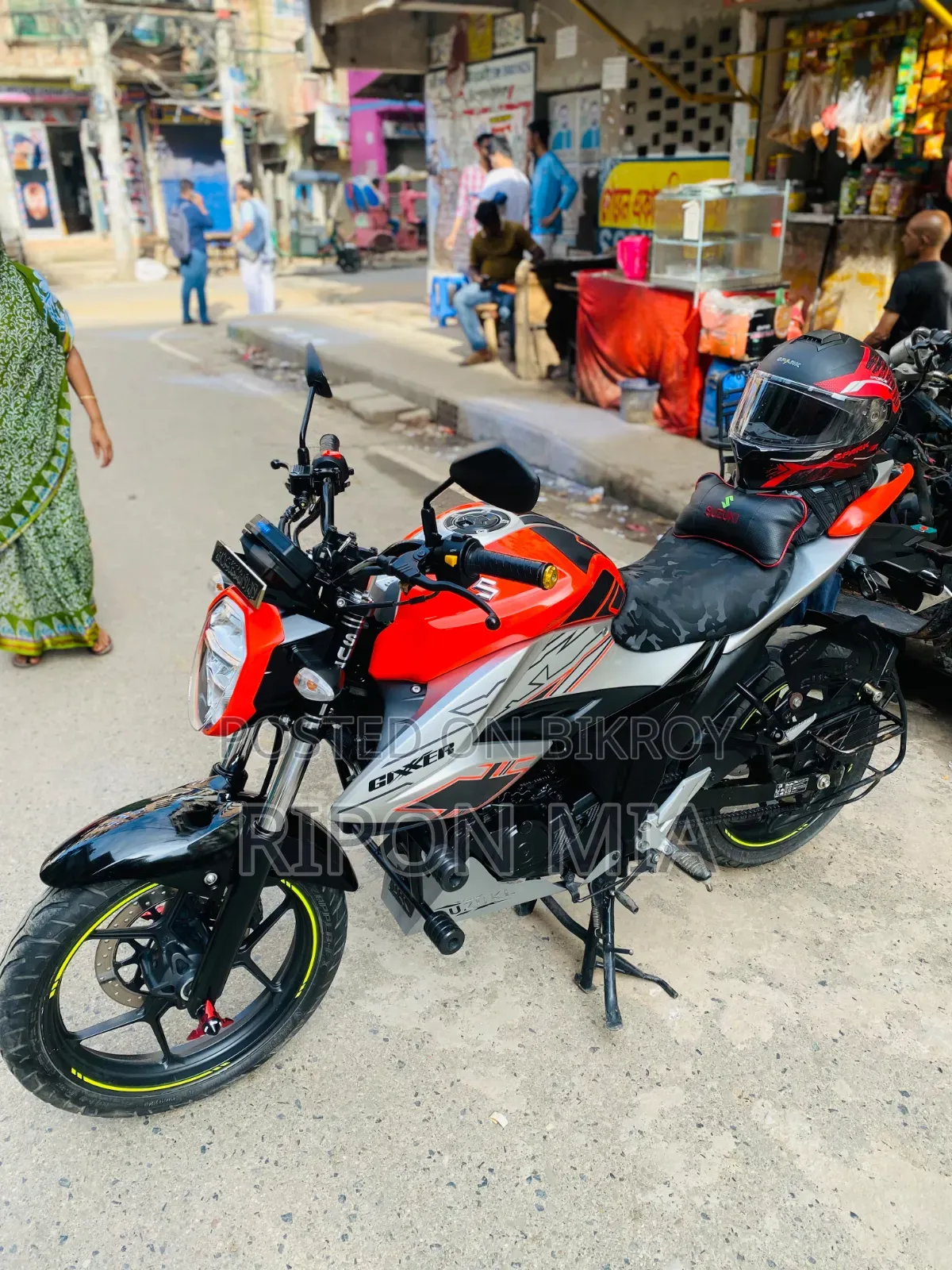 Suzuki Gixxer 2024 Orange