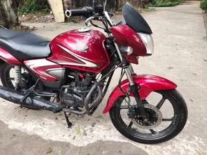 Honda CB 2018 Red