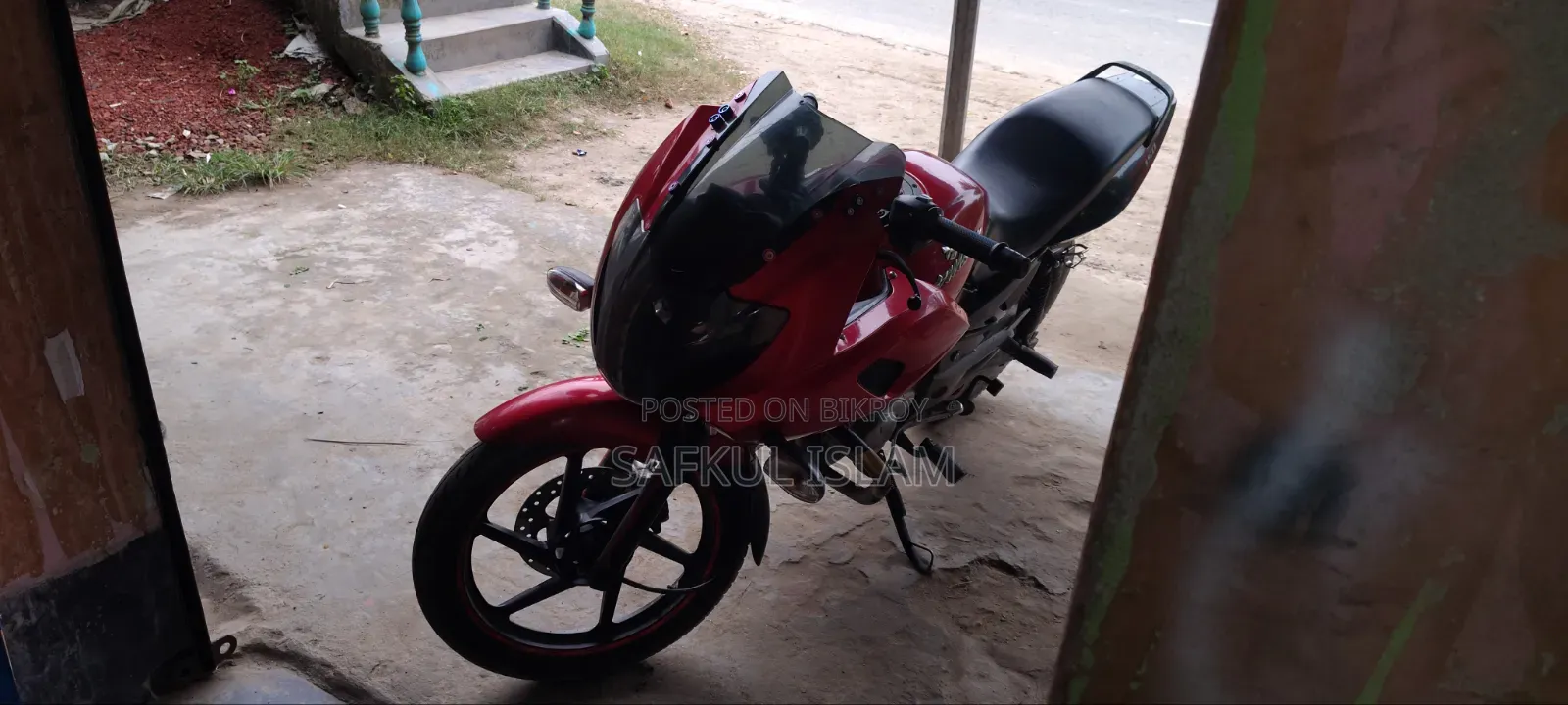 New Bajaj Pulsar 150 2014 Red