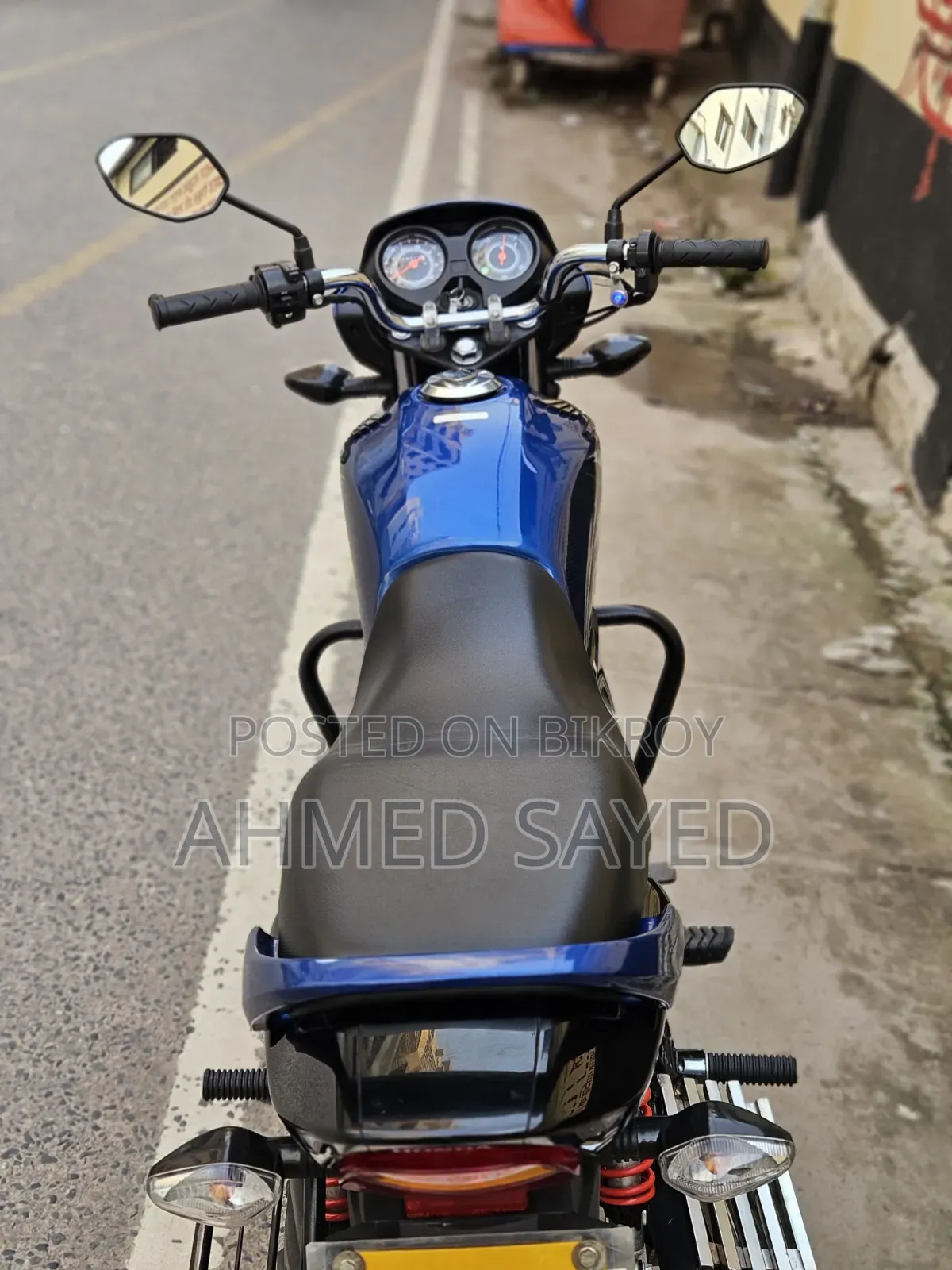 হোন্ডা ২০২৫ নীল