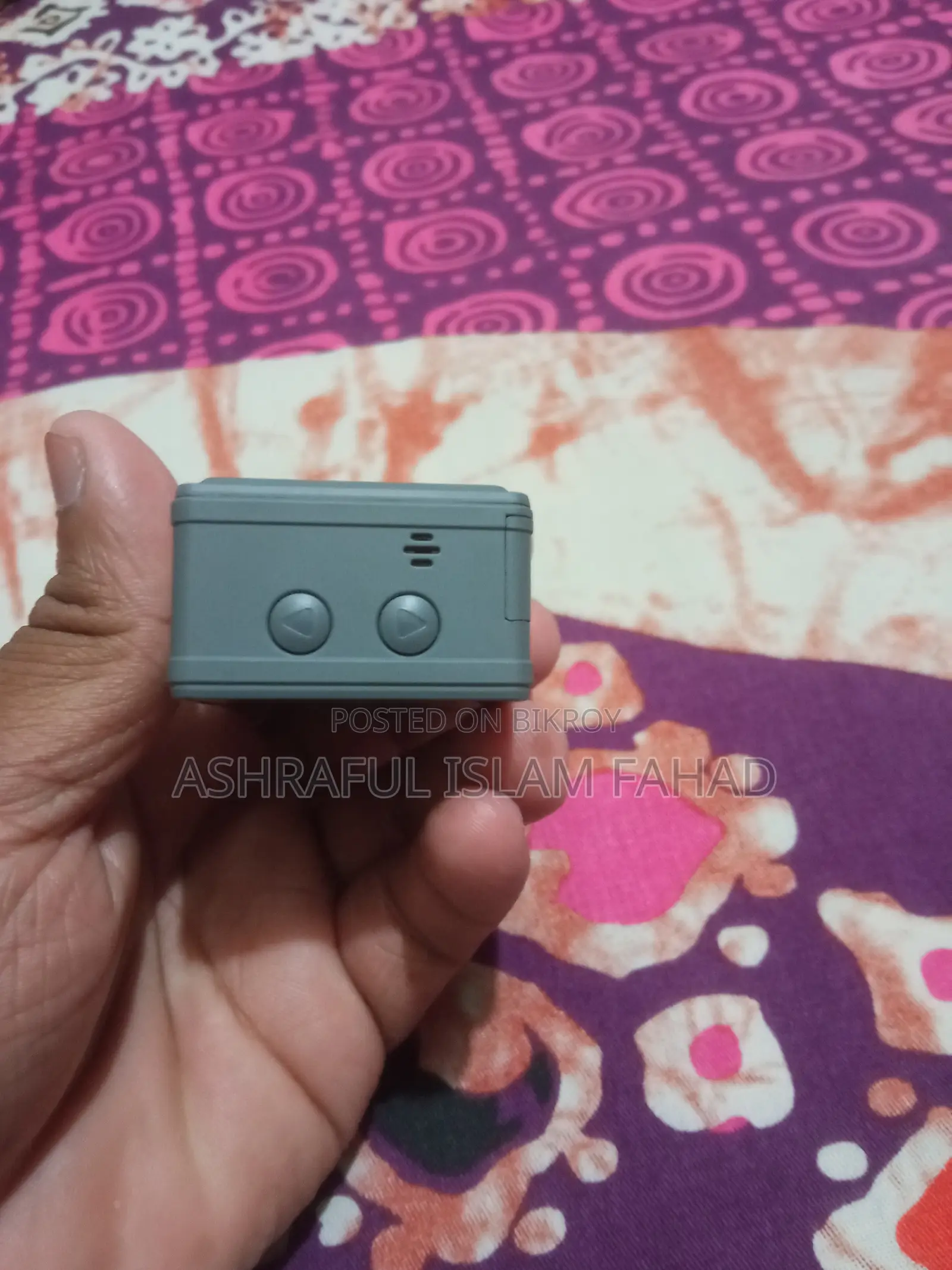 একটি অ্যাকশন ক্যামেরা বিক্রি হবে। আল্ট্রা এইচডি ক্যামেরা