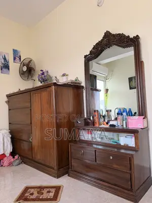 ওয়ার্ডরোব ৫ ডোর