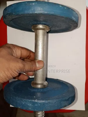 প্রিমিয়াম অ্যাডজাস্টেবল কাস্ট আয়রন ডাম্বেল উইথ স্পিনলক কলার্স।