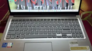 Laptop ASUS Vivobook 15 16GB Intel Core I7 SSD 512GB