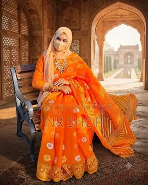 জামদানি প্রিন্ট হাফ সিল্ক শাড়ি