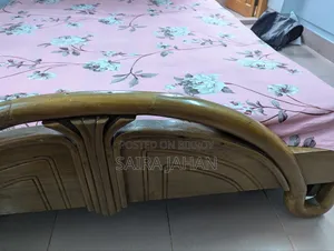 কাঠের খাট