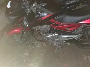 Bajaj Pulsar 150 ২০১৬ ব্ল্যাক