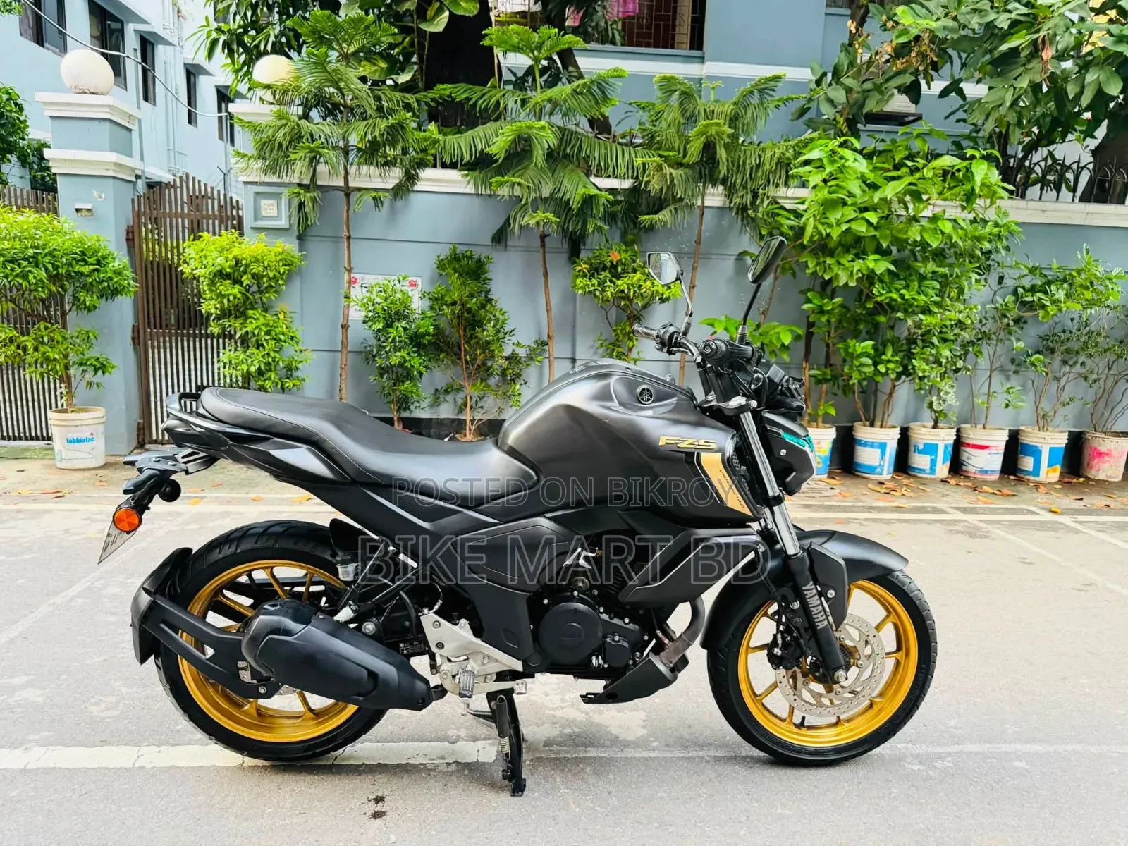 Yamaha FZ6 ২০২৪ ব্ল্যাক