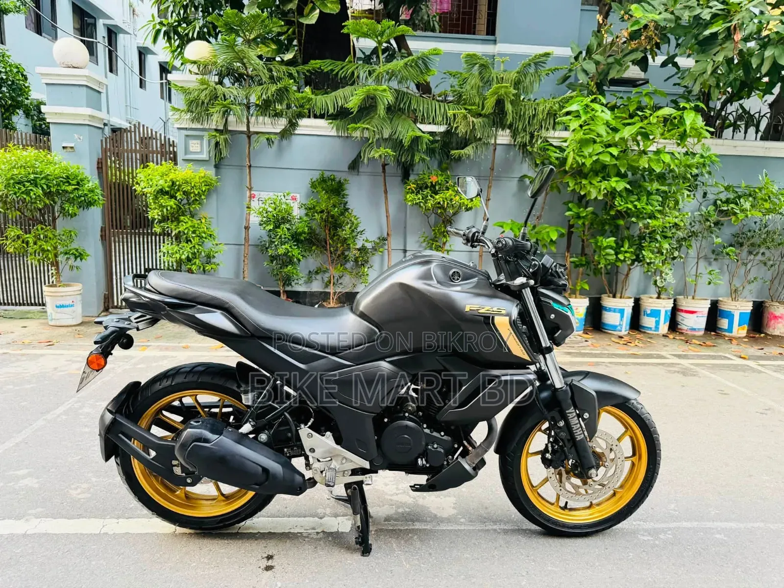 Yamaha FZ6 ২০২৪ ব্ল্যাক