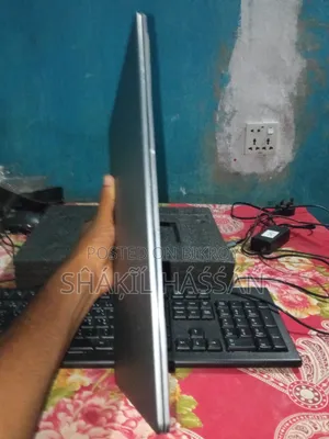 Laptop 8GB Intel Core I5 Hard Disk Drive and Solid State Drive 128GB