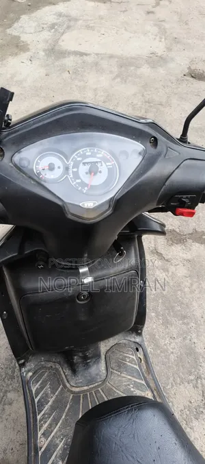 টিভিএস উইগো ২০১৪ গ্রে