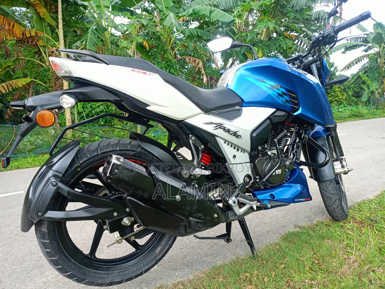 TVS Apache 160 4V 2024 Blue