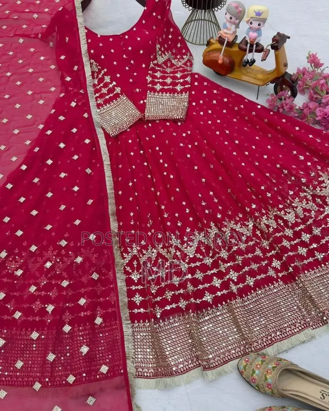 ইন্ডিয়ান ওয়েটলেস জর্জেট থ্রি-পিস