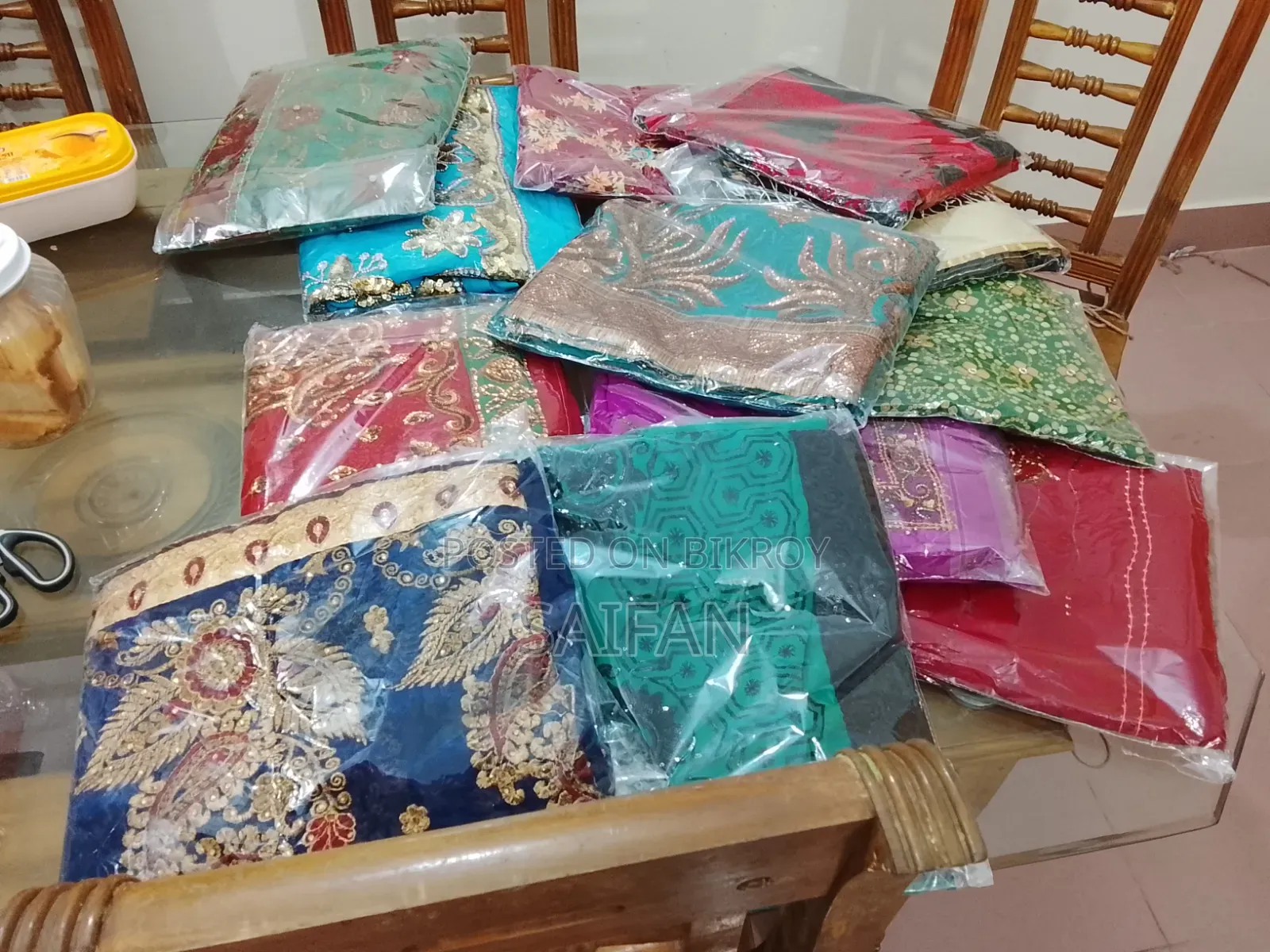 মাত্র ৫০০ টাকা, স্টক ক্লিয়ারেন্স অফার।