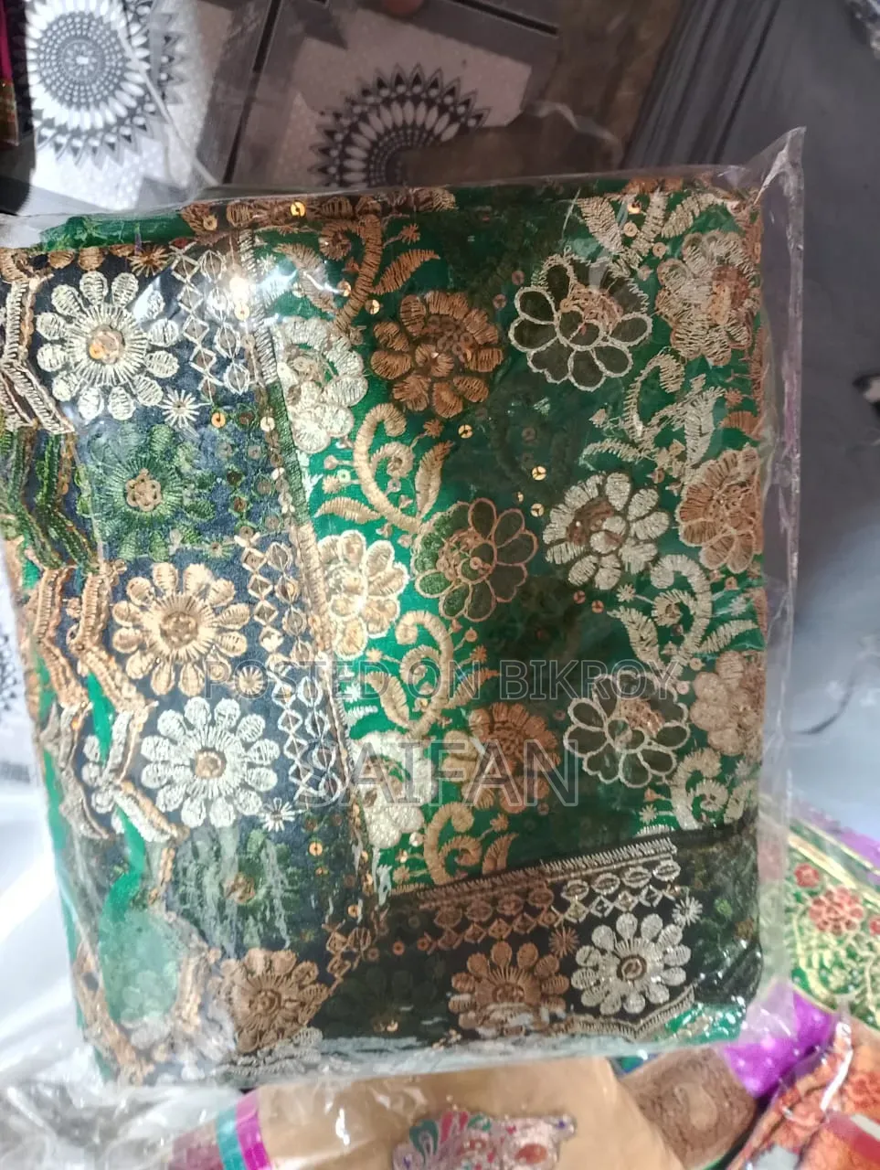 মাত্র ৫০০ টাকা, স্টক ক্লিয়ারেন্স অফার।