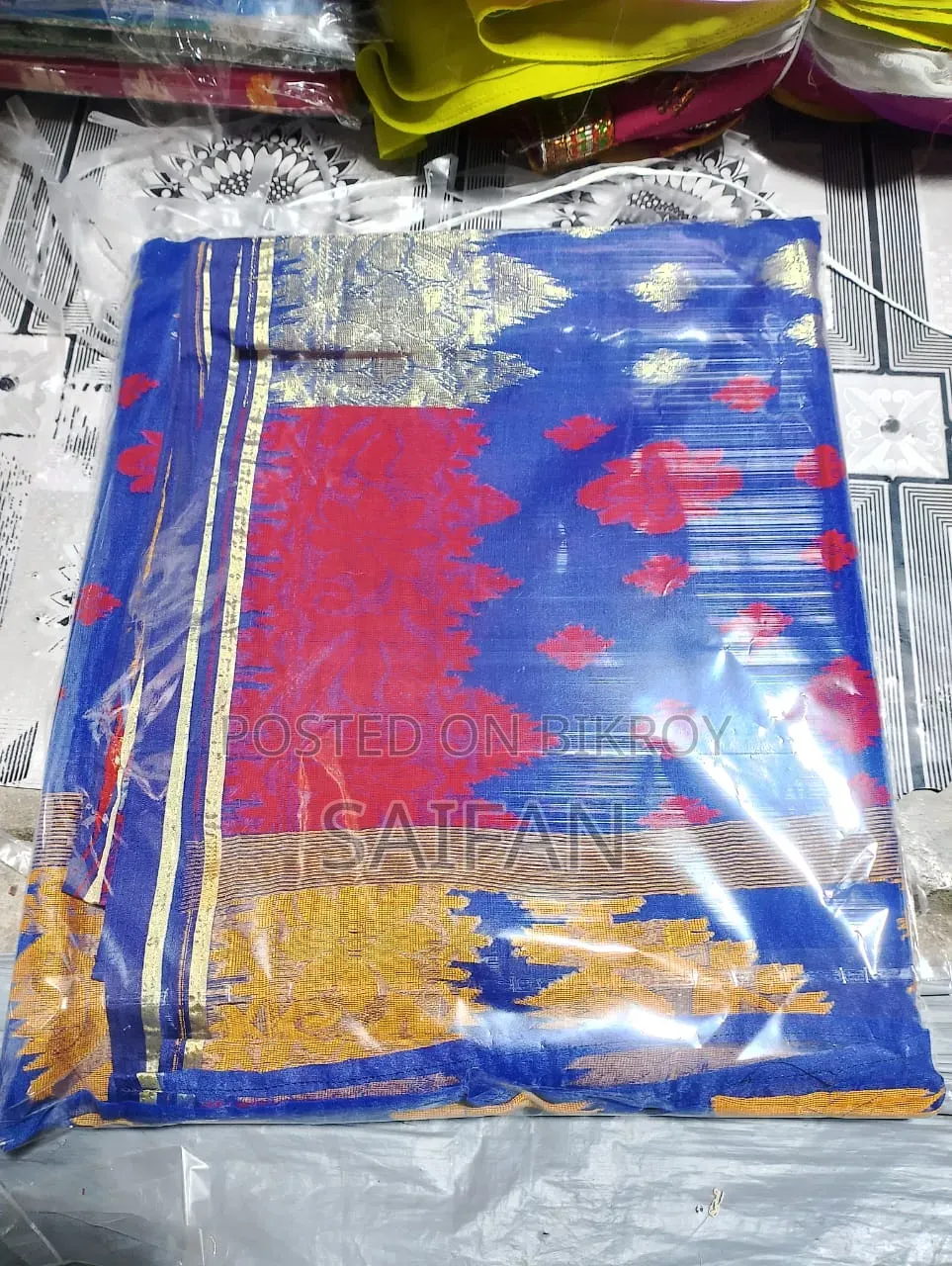 মাত্র ৫০০ টাকা, স্টক ক্লিয়ারেন্স অফার।