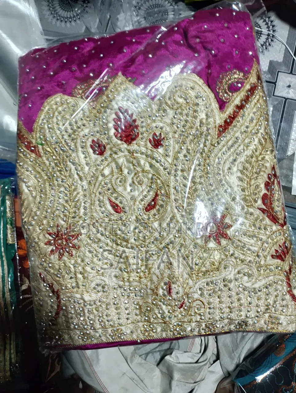 মাত্র ৫০০ টাকা, স্টক ক্লিয়ারেন্স অফার।
