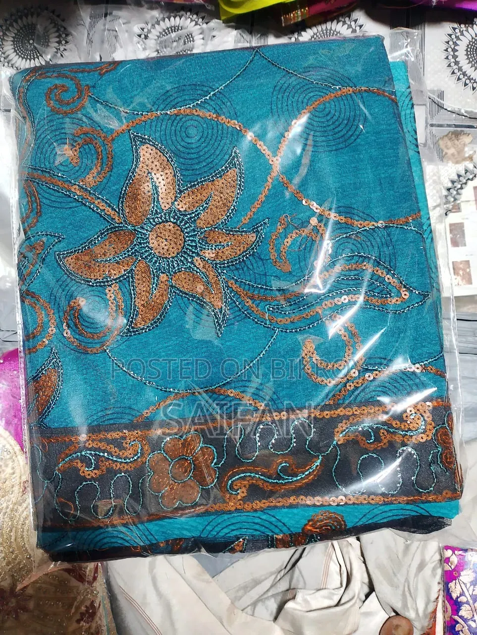 মাত্র ৫০০ টাকা, স্টক ক্লিয়ারেন্স অফার।