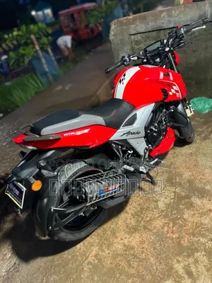 TVS Apache RTR 160 4V ২০২৬ লাল