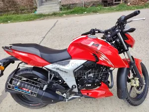 TVS Apache RTR 160 4V 2026 Red