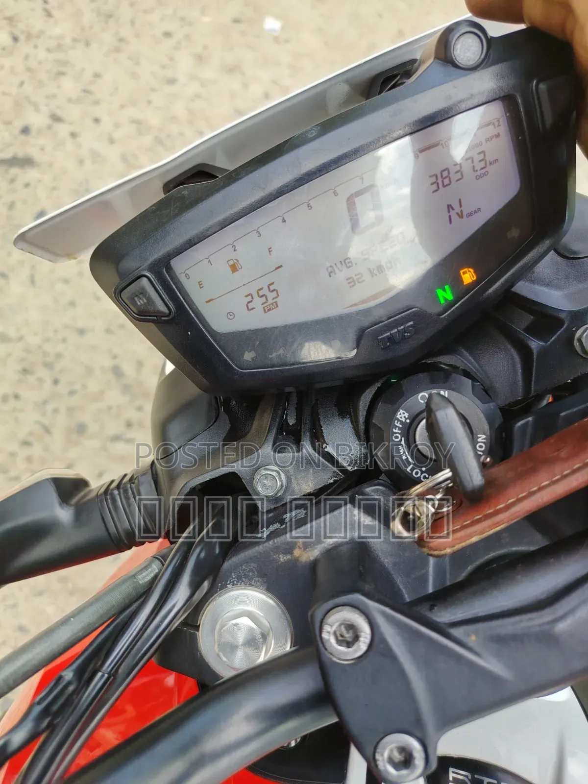 TVS Apache RTR 160 4V 2026 Red