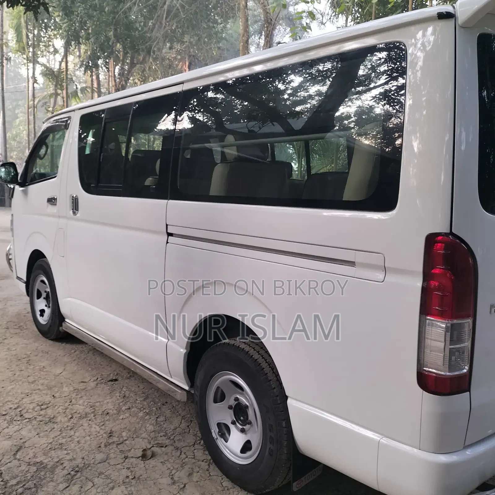 New Toyota HiAce 2010 White