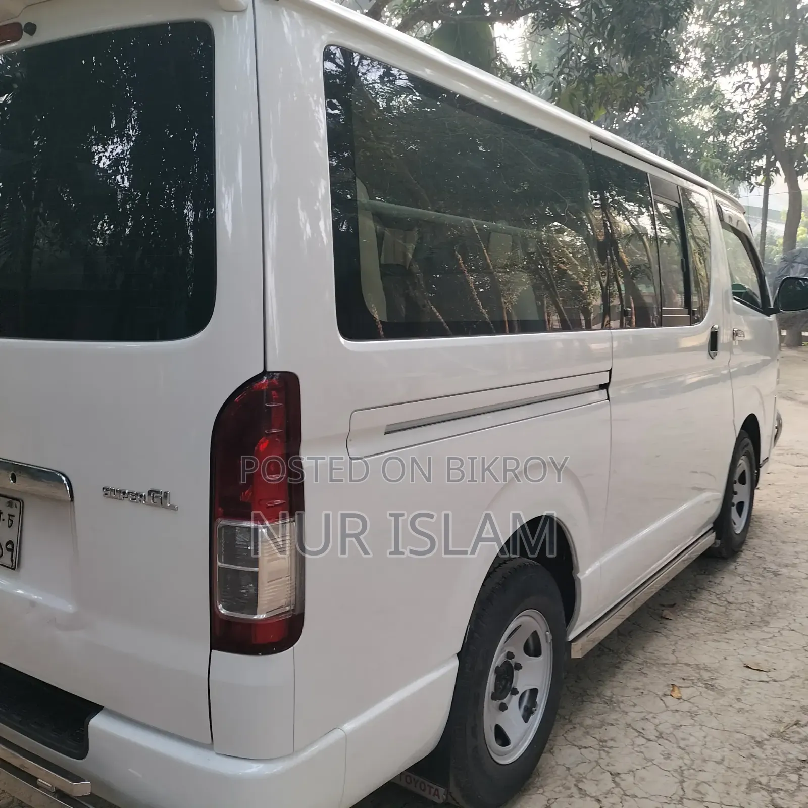 New Toyota HiAce 2010 White